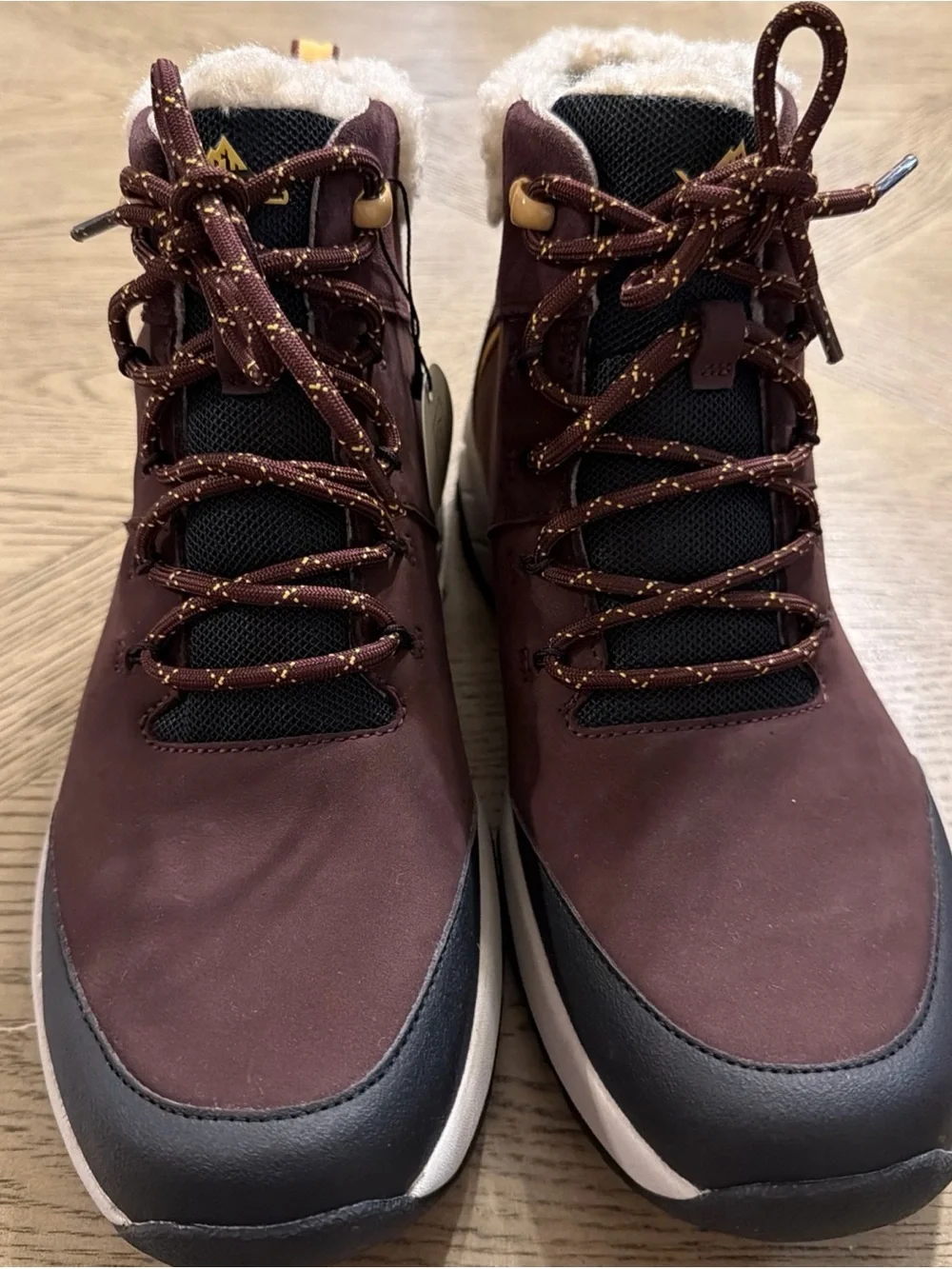 Rockport Women's XCS Spruce Peak Waterproof Hiker Boot 10